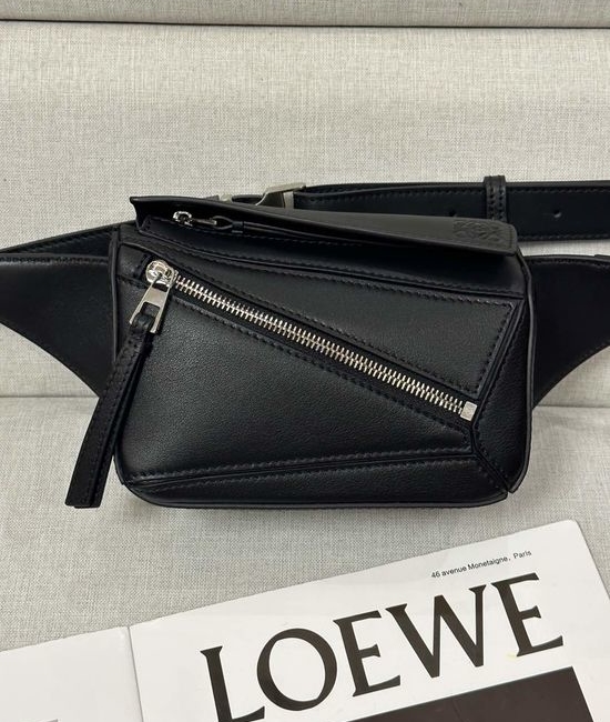 Loewe Puzzle Classic Leather Waist Bag 6002