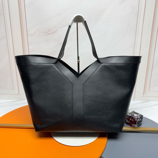 Yves Saint Laurent Y Monogram Grain Leather Tote 817602