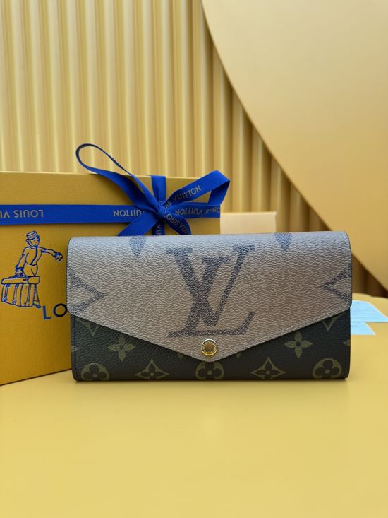 Louis Vuitton Sarah Monogram Canvas Wallet M80726