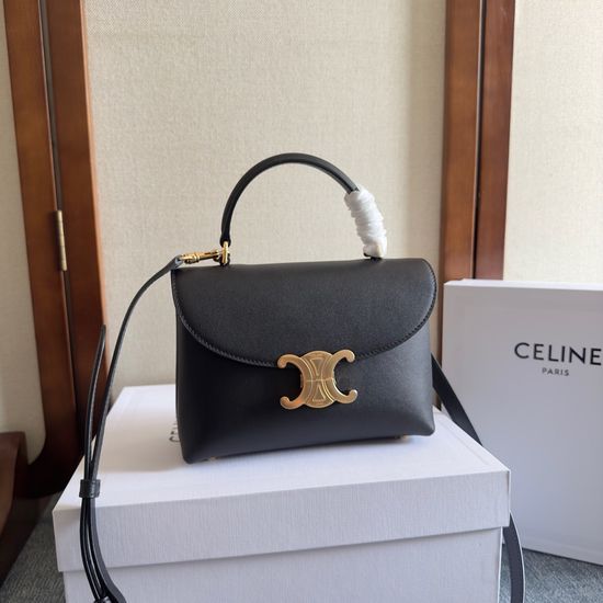 Celine Triomphe Kelly Classic Handbag 118113