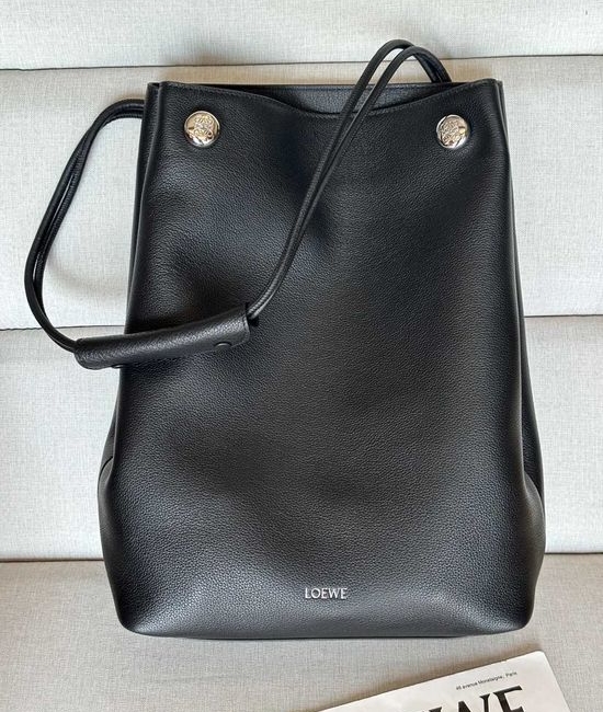Loewe Pebble Hobo Grained Leather Handbag 9530