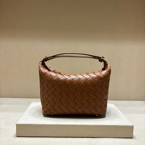 Bottega Veneta Intrecciato Woven Lambskin Lunch Bag 9202