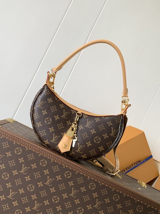 Louis Vuitton Looping Shoulder Handbag M12939