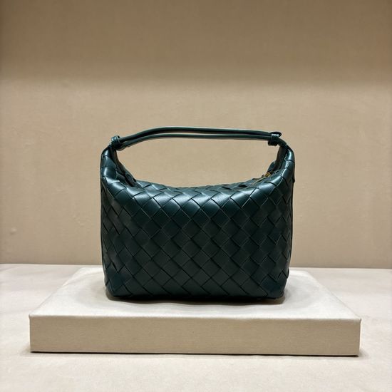 Bottega Veneta Intrecciato Woven Lambskin Lunch Bag 9201