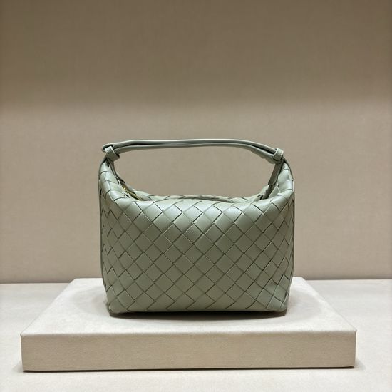 Bottega Veneta Woven Lunch Box Bag 3002