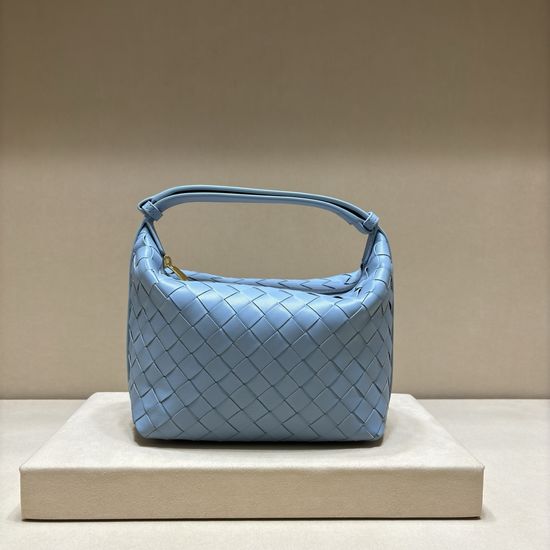 Bottega Veneta Intrecciato Woven Lambskin Lunch Bag 9204