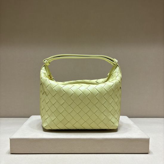 Bottega Veneta Intrecciato Woven Lambskin Lunch Bag 9205