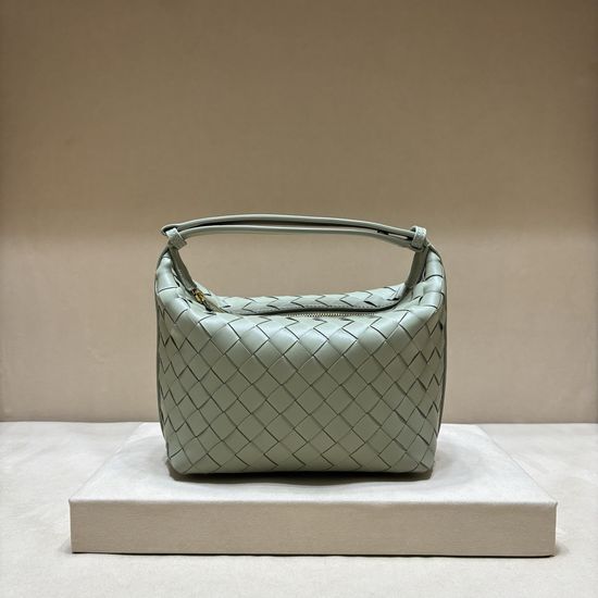 Bottega Veneta Intrecciato Woven Lambskin Lunch Bag 3002