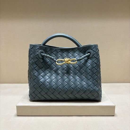 Bottega Veneta Intrecciato Woven Handbag 7463