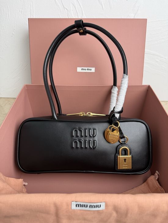 Miu Miu Beau Leather Top Handle Bag 5BB173