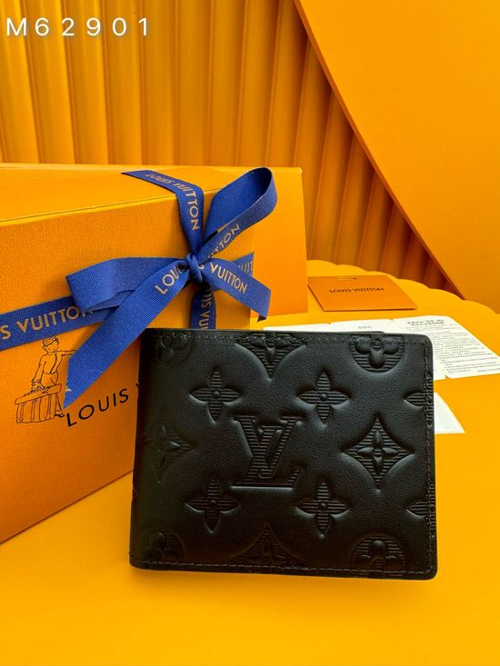 Louis Vuitton Multiple Leather Wallet M62901