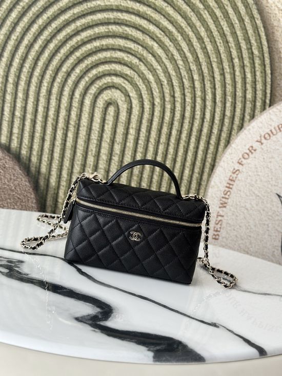 Chanel Grained Leather Box Bag 66035
