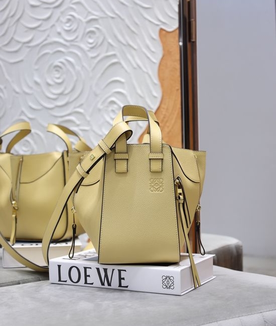 Loewe Hammock Beige Grained Leather Bag 3813