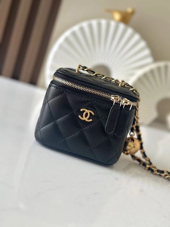 Chanel Mini Classic Chain Box Handbag 66014