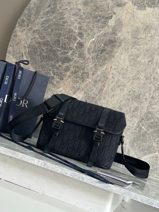 Christian Dior Hit The Road Messenger Bag 93389