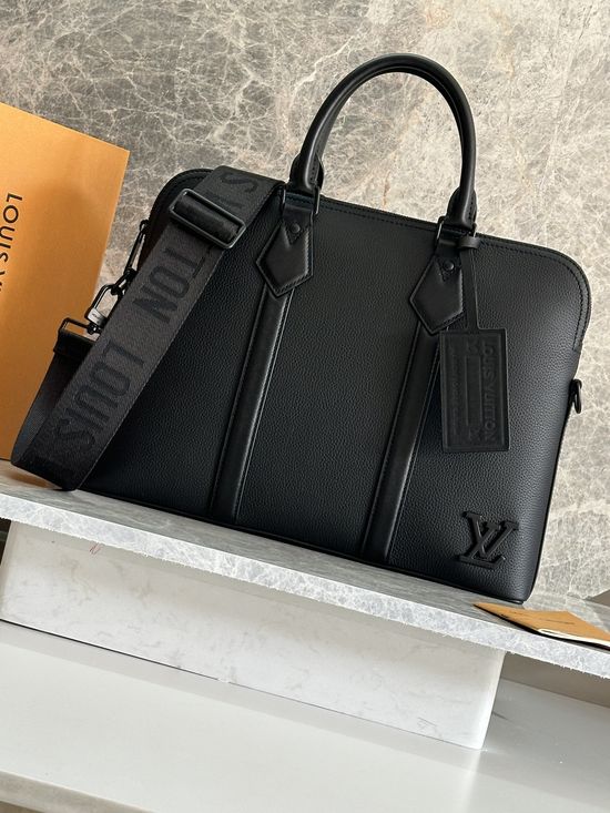 Louis Vuitton Aerogram Leather Briefcase 59159