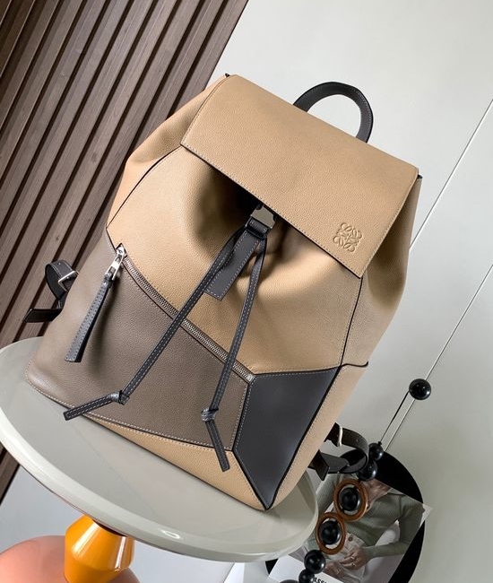 Loewe Puzzle Grained Calfskin Backpack 9031