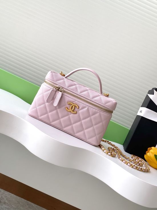 Chanel Chain Clutch Grained Calfskin AP4583