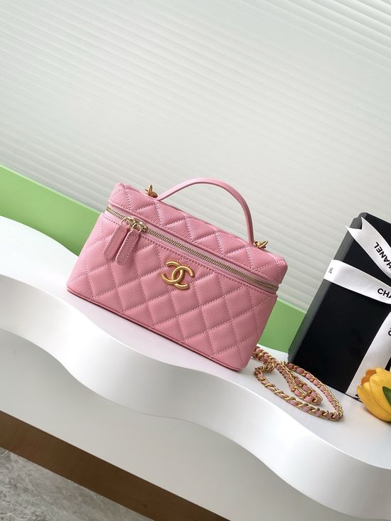 Chanel Chain Clutch Grained Calfskin AP4583