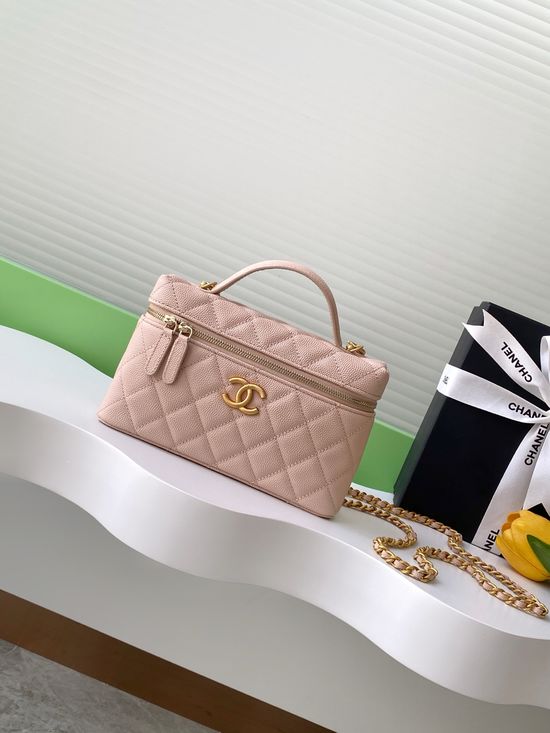 Chanel 25C Grain Calfskin Chain Clutch With Detachable Strap AP4583