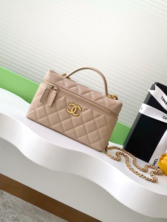 Chanel 25C Grain Calfskin Chain Clutch With Detachable Strap AP4583