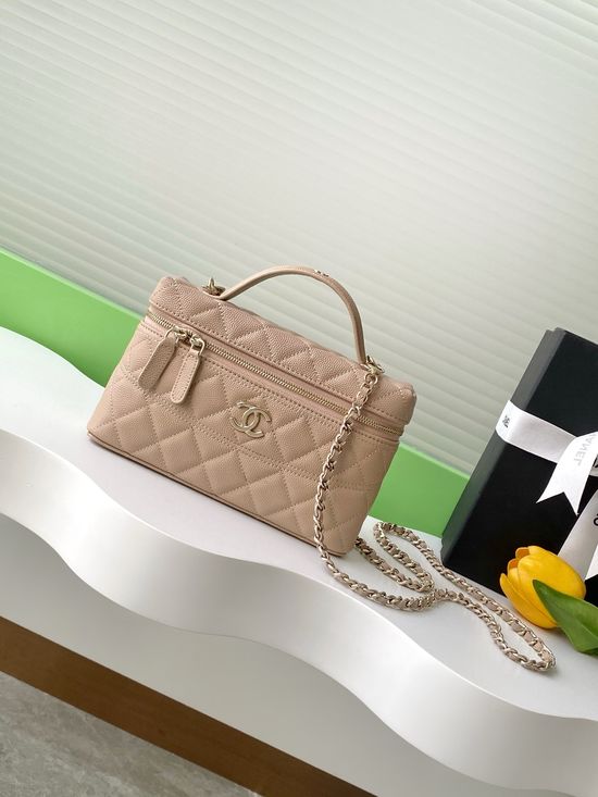 Chanel Lunch Bag Chain Clutch AP4507