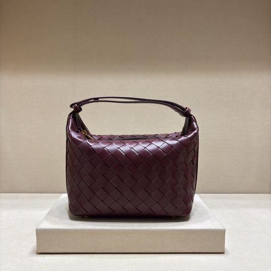 Bottega Veneta Intrecciato Woven Lambskin Lunch Bag 3002