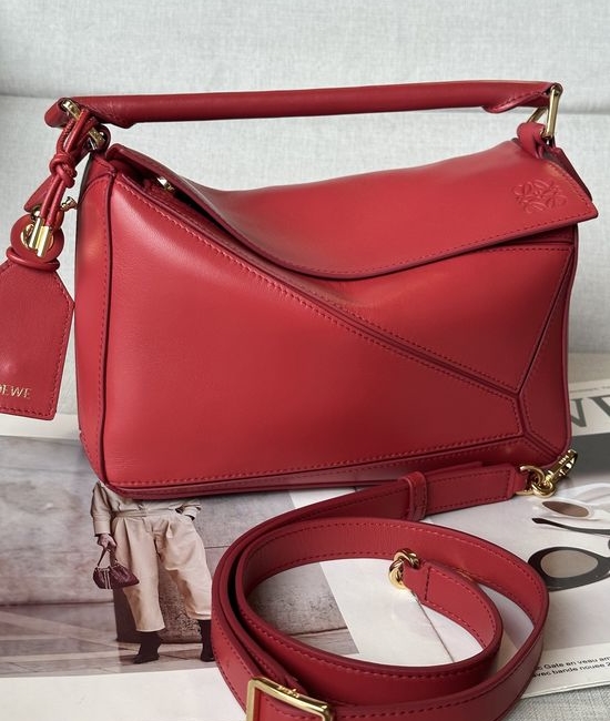 Loewe Puzzle Featherlight Nappa Leather Handbag 3840