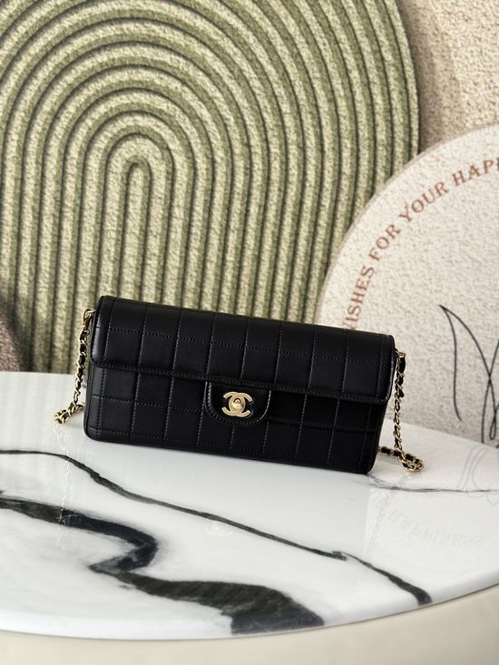Chanel Vintage Quilted Lambskin Shoulder Bag 3314