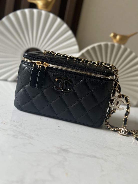 Chanel Lambskin Enamel Buckle Cosmetic Case 66040