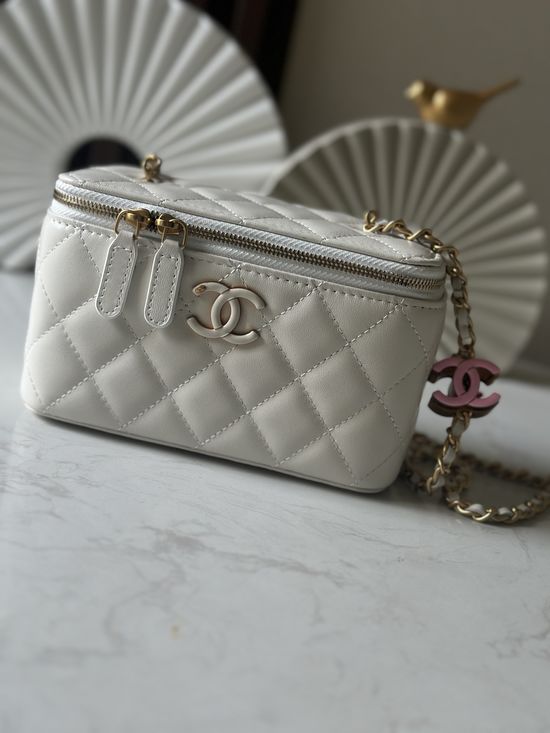 Chanel Lambskin Enamel Buckle Cosmetic Case 66040