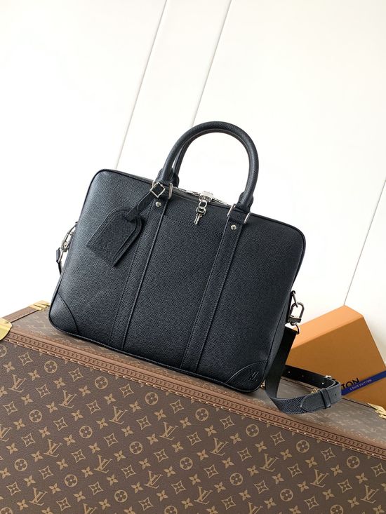 Louis Vuitton Voyage Small Briefcase M30925