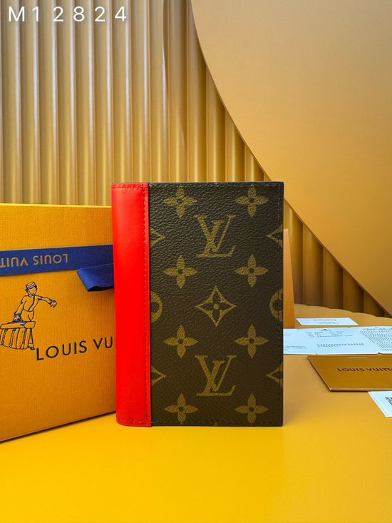 Louis Vuitton Colormania Passport Cover M12824