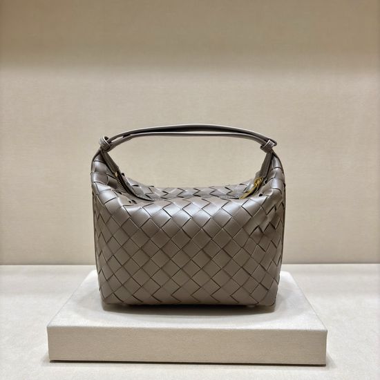 Bottega Veneta Intrecciato Woven Lambskin Lunch Bag 3002