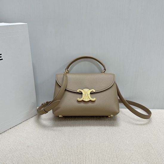 Celine Triomphe Kelly Handbag 118113