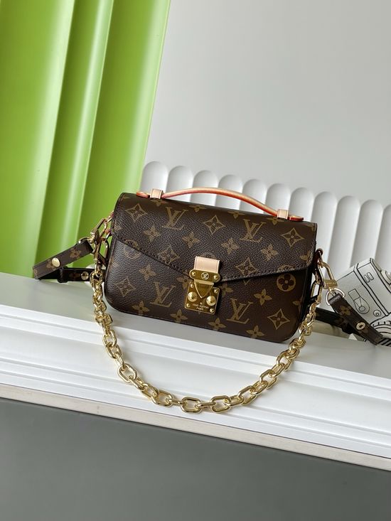 Louis Vuitton POCHETTE METIS Messenger Bag M46279