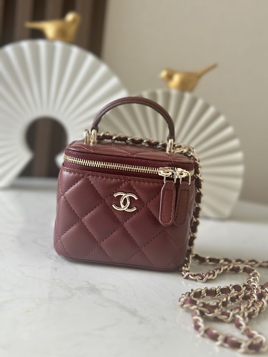 Chanel Chain Cosmetic Bag With Handle 66020