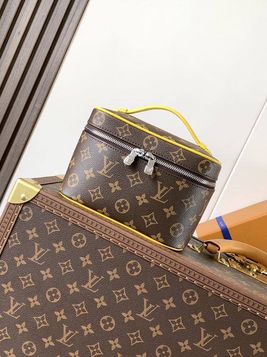 Louis Vuitton Nice Mini Cosmetic Bag M12650