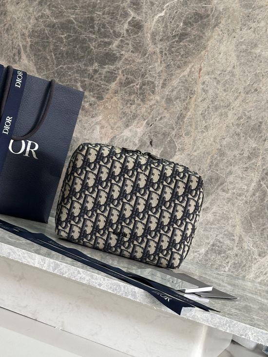 Christian Dior Travel Clutch Oblique Print 2ESCA527YKY_H527E