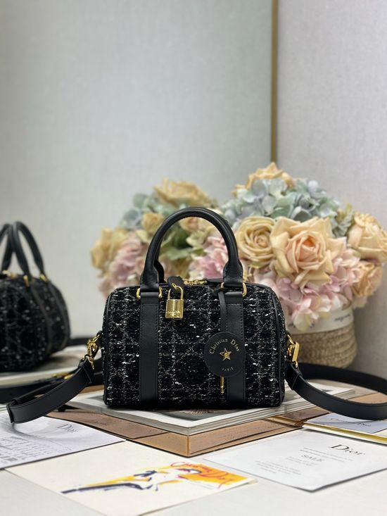 Christian Dior Groove Quilted Handbag 1365