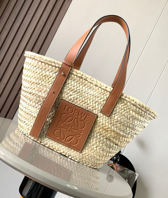 Loewe Basket Woven Palm Leaf Leather Handbag 8005