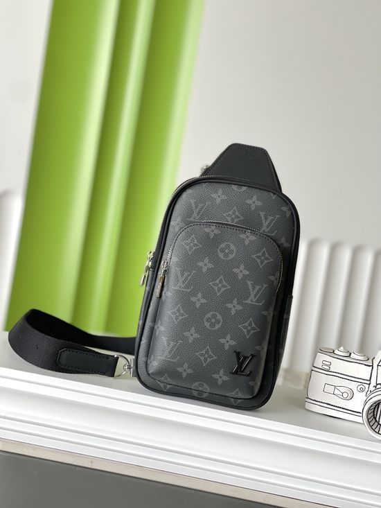 Louis Vuitton AVENUE Monogram Eclipse Crossbody Bag M47137