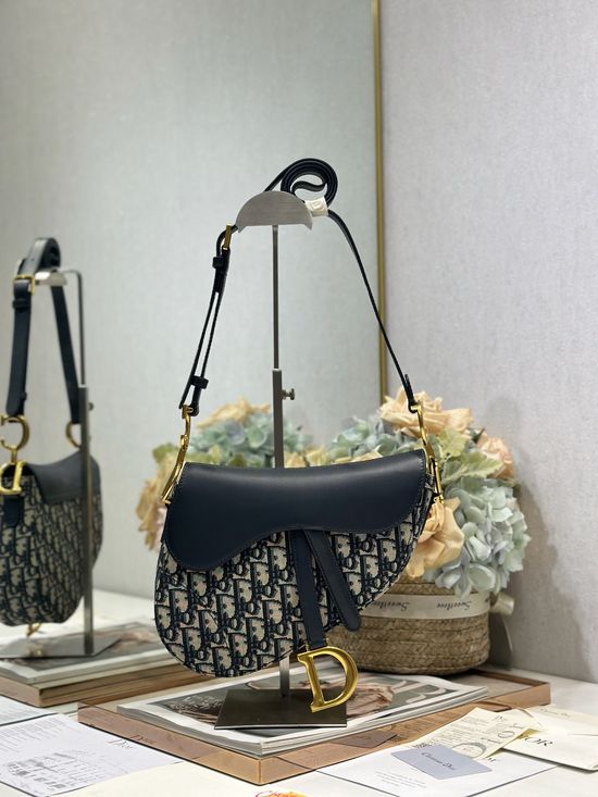 Christian Dior Soft Saddle Medium Shoulder Bag 0466