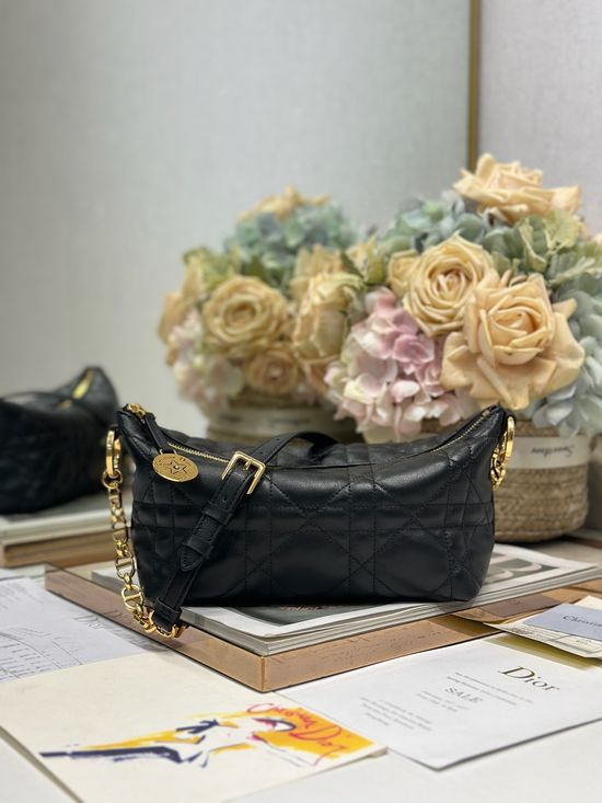 Christian Dior Christian Diorstar Hobo Chain Handbag 3202