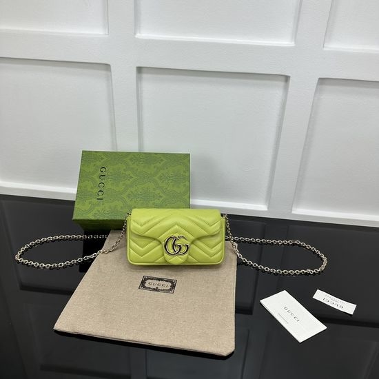 Gucci GG Marmont Super Mini Matelasse Chain Bag 841290