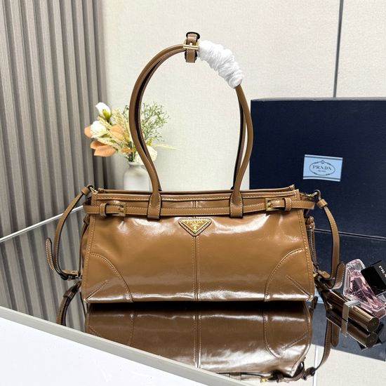 Prada LusSolf Oil Wax Leather Handbag 1BA426