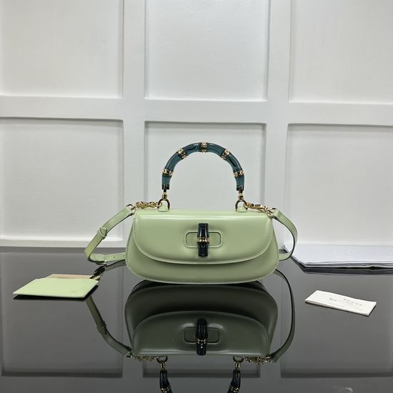 Gucci Sheepskin Lined Shoulder Bag 827750