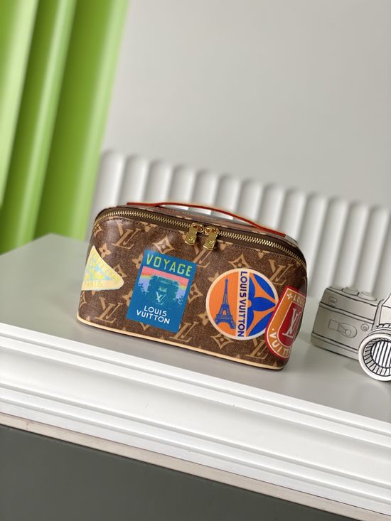 Louis Vuitton Toiletry Pouch M14744