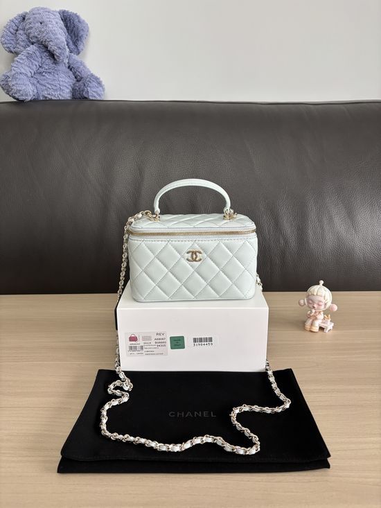 Chanel Classic Vanity Case with Chain A68087