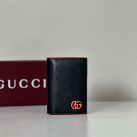 Gucci Leather Compact Card Holder 835053